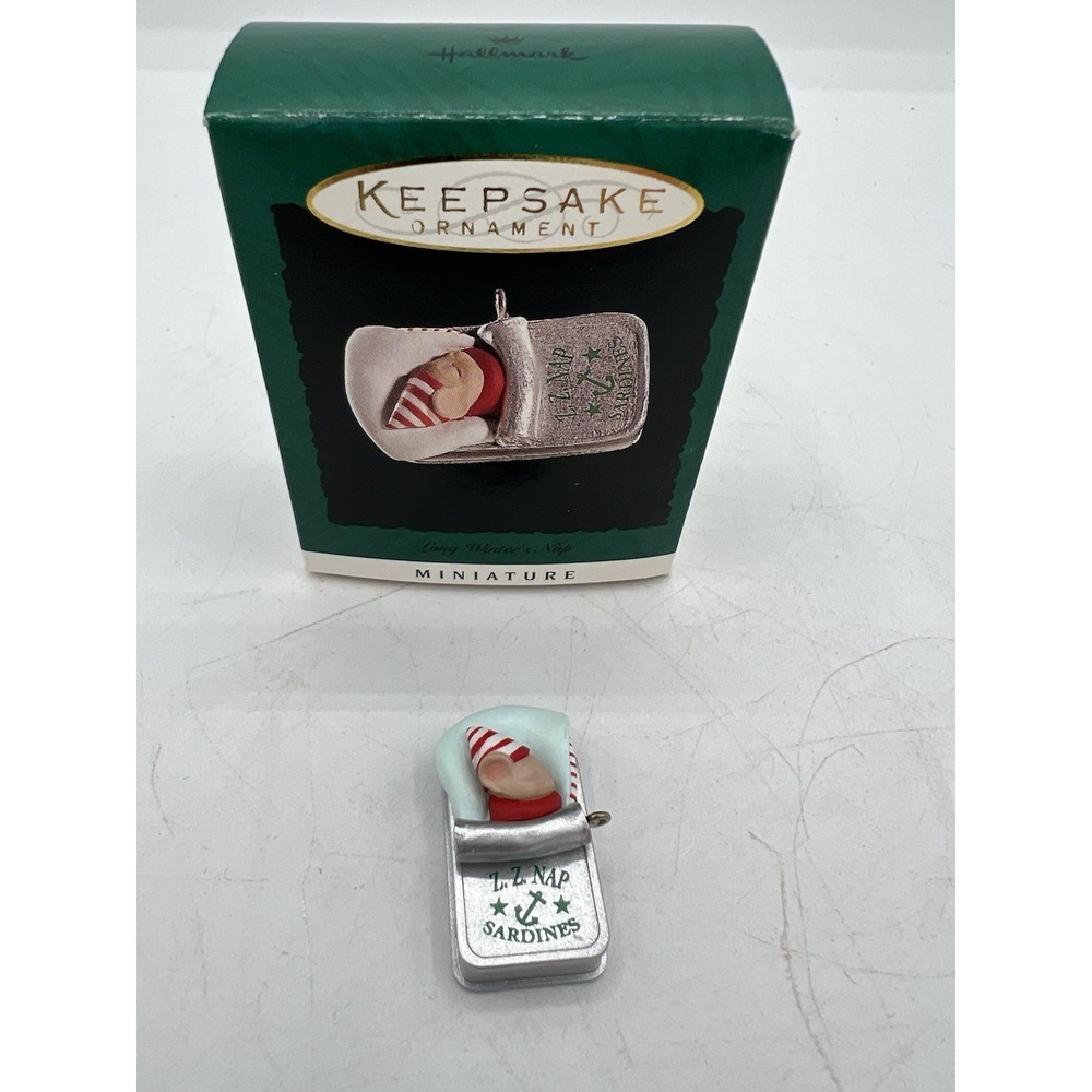 🛏️ Hallmark Keepsake Ornament – Miniature Long Winter's Nap – Retired 1996